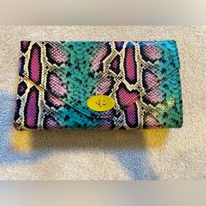 Snake skin colorful clutch